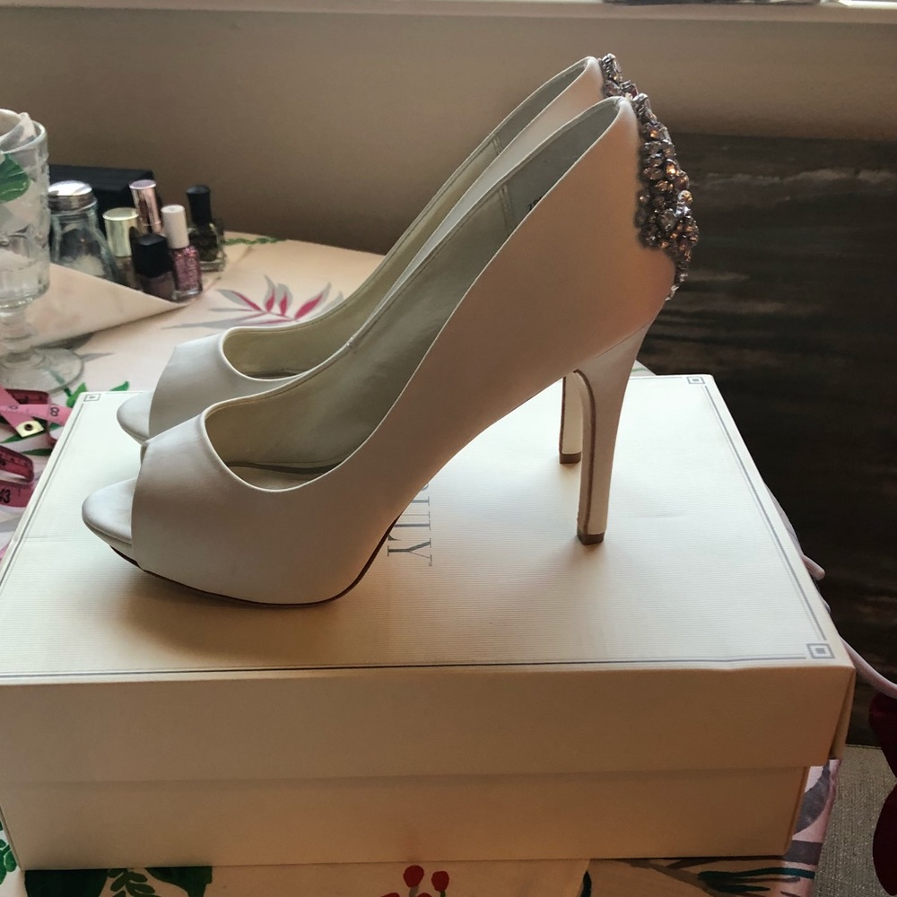 Truly Zac Posen for David’s Bridal Heels 7.5